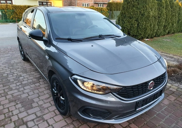 Fiat Tipo cena 45400 przebieg: 39000, rok produkcji 2020 z Drawno małe 106